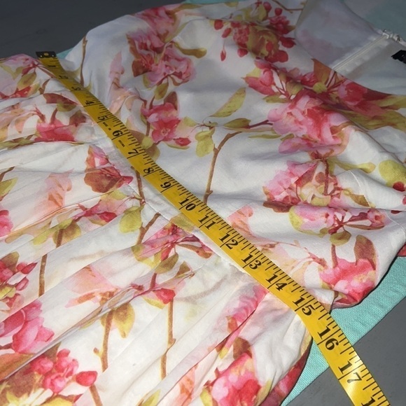 The Limited Floral Print Sleeveless Fit & Flare Dress - Picture 10 of 10